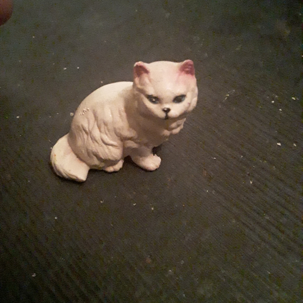 Vintage Minature Persian White Cat